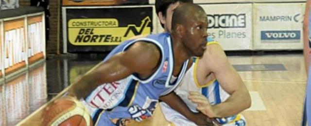 Cambio de for�neo en La Uni�n de Col�n