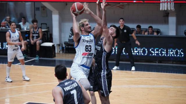 Ol�mpico impuso credenciales en casa