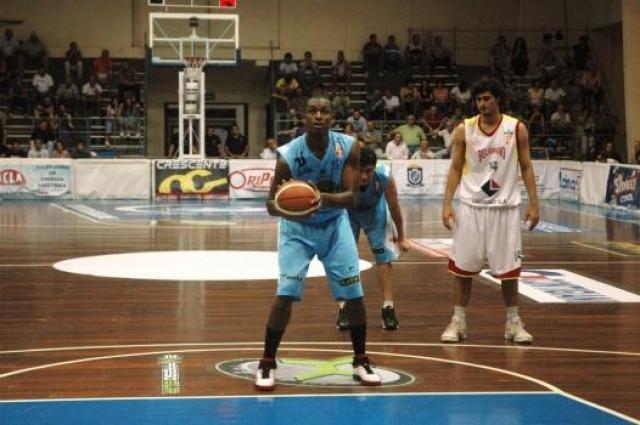 San Mart�n de Marcos Ju�rez puso primera