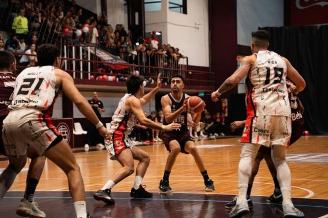 Sur: Lan�s plant� su local�a