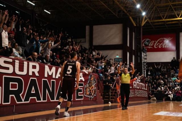 Tremenda remontada de Lan�s para ganar el primer round